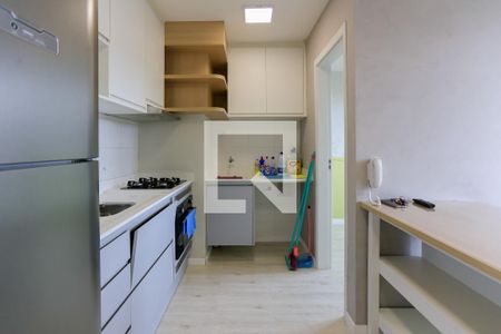 cozinha de apartamento para alugar com 2 quartos, 33m² em Butantã, São Paulo