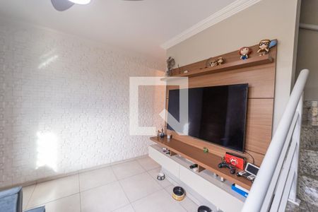 Sala de casa de condomínio à venda com 2 quartos, 65m² em Cangaíba, São Paulo