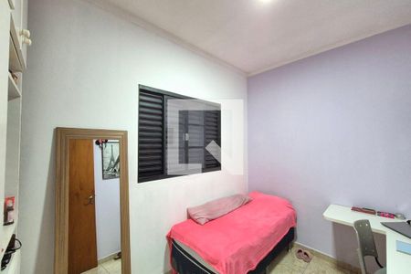 Quarto 1  de casa à venda com 3 quartos, 264m² em Jardim Samambaia, Campinas