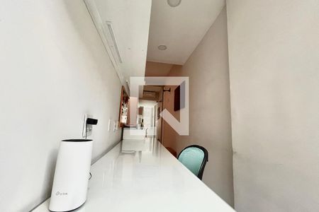 Quarto 1 de apartamento à venda com 2 quartos, 60m² em Copacabana, Rio de Janeiro