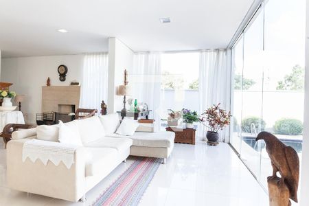 Sala  de casa de condomínio à venda com 5 quartos, 503m² em Alphaville Nova Lima, Nova Lima