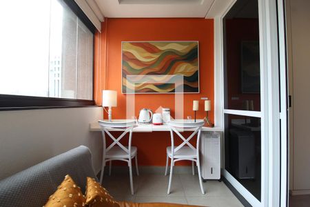 Sala/Cozinha de kitnet/studio para alugar com 1 quarto, 30m² em Vila Olímpia, São Paulo