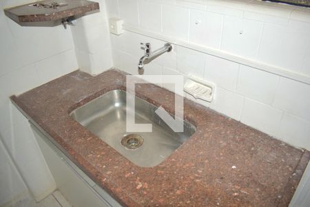 Cozinha - Torneira de apartamento para alugar com 4 quartos, 79m² em Centro, Ribeirão Preto