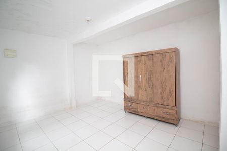 Quarto de casa para alugar com 1 quarto, 100m² em Parque Primavera, Guarulhos