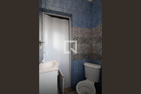 Banheiro da Suíte de casa para alugar com 3 quartos, 65m² em Parque Primavera, Guarulhos