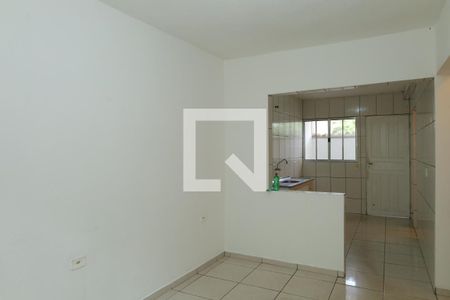 Sala de casa para alugar com 2 quartos, 60m² em Vila Jacuí, São Paulo