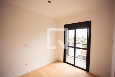 QUARTO SUÍTE 1 de casa para alugar com 2 quartos, 70m² em Vila Guaca, São Paulo