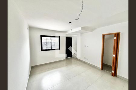 Sala de casa para alugar com 2 quartos, 70m² em Vila Guaca, São Paulo
