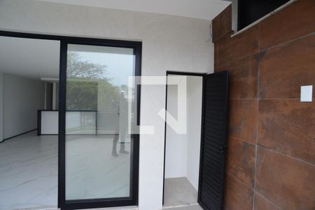 Varanda de apartamento à venda com 3 quartos, 240m² em Barra da Tijuca, Rio de Janeiro