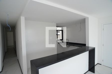 Cozinha de apartamento à venda com 3 quartos, 240m² em Barra da Tijuca, Rio de Janeiro