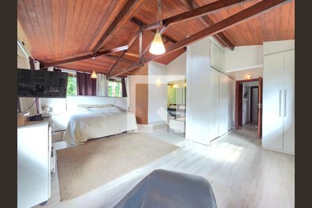 Quarto Suíte Master  de casa de condomínio à venda com 4 quartos, 290m² em Retiro do Chale, Brumadinho