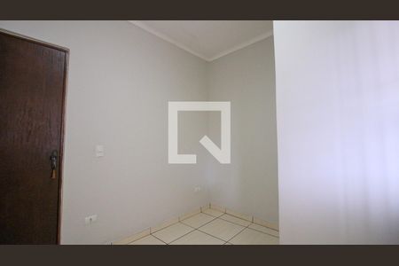 Casa para alugar com 3 quartos, 100m² em Vila Ester, São Paulo