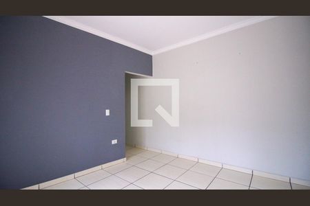 Casa para alugar com 3 quartos, 100m² em Vila Ester, São Paulo