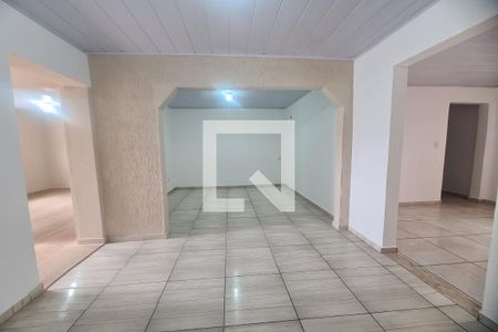 Sala de casa para alugar com 2 quartos, 110m² em Vila Ema, São Paulo