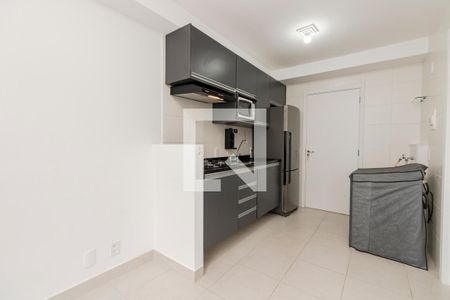 Sala/ Cozinha de apartamento para alugar com 1 quarto, 28m² em Jardim Caravelas, São Paulo