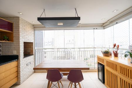 Varanda de apartamento à venda com 2 quartos, 70m² em Chácara Inglesa, São Paulo