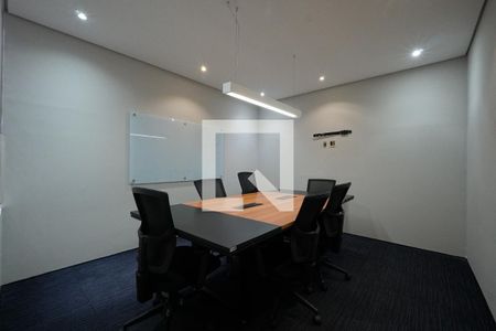 Casa à venda com 4 quartos, 400m² em Cambuci, São Paulo