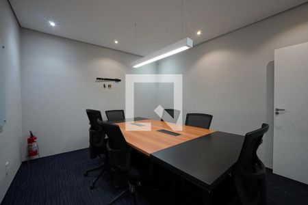 Casa à venda com 4 quartos, 400m² em Cambuci, São Paulo