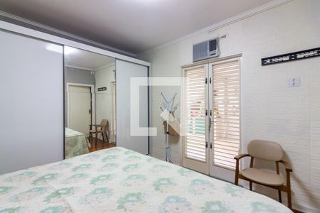 Suíte  de casa à venda com 2 quartos, 220m² em Cipava, Osasco