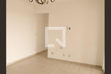 Sala de apartamento para alugar com 3 quartos, 80m² em Ipiranga, Goiânia