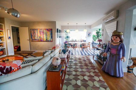 Sala de apartamento à venda com 3 quartos, 210m² em Vila Morumbi, São Paulo