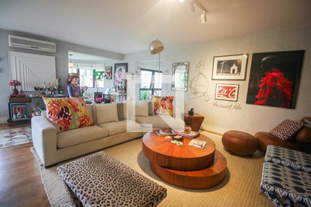 Sala de apartamento à venda com 3 quartos, 210m² em Vila Morumbi, São Paulo