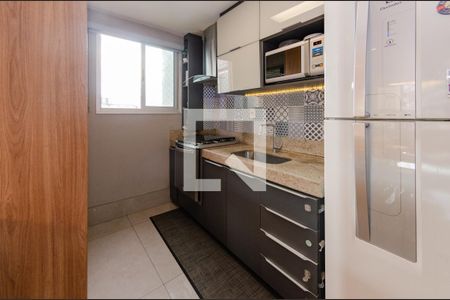 Cozinha de apartamento para alugar com 3 quartos, 77m² em Grajaú, Belo Horizonte