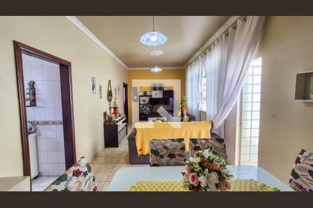 Sala de casa à venda com 3 quartos, 135m² em Vista Alegre, Rio de Janeiro