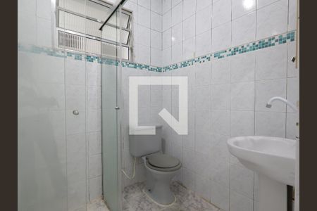 Banheiro de casa para alugar com 1 quarto, 30m² em Jardim Monte Kemel, São Paulo