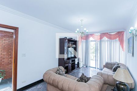 Sala de casa para alugar com 3 quartos, 120m² em Jardim Regina, São Paulo