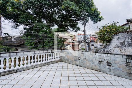 Quintal  de casa para alugar com 3 quartos, 120m² em Jardim Regina, São Paulo