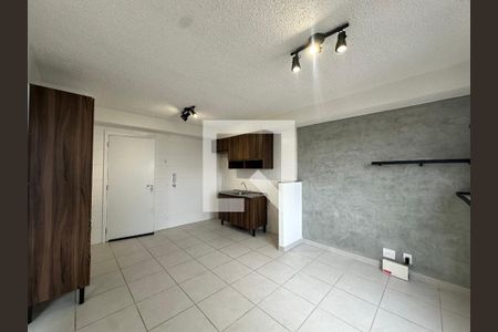 Sala/Cozinha de apartamento para alugar com 1 quarto, 31m² em Barra Funda, São Paulo