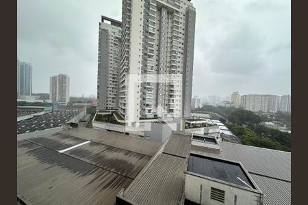 Sala/Cozinha de apartamento para alugar com 1 quarto, 31m² em Barra Funda, São Paulo