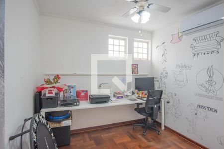 Escritório de casa à venda com 4 quartos, 150m² em Vila Paraiso, Campinas