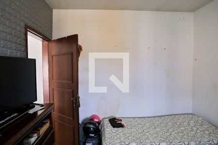 Sala/Quarto de casa à venda com 4 quartos, 360m² em Santa Cruz, Belo Horizonte