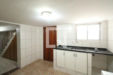 Cozinha de casa para alugar com 1 quarto, 40m² em Canhema, Diadema