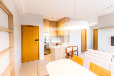 Sala  de apartamento para alugar com 2 quartos, 58m² em Centro de Apoio I (alphaville), Santana de Parnaíba