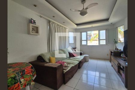 Sala  de casa de condomínio à venda com 4 quartos, 220m² em Vargem Grande, Rio de Janeiro