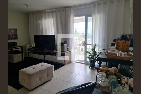 Sala de apartamento para alugar com 2 quartos, 78m² em Vila Sonia, São Paulo