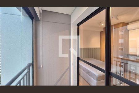 Varanda de kitnet/studio para alugar com 1 quarto, 25m² em Perdizes, São Paulo