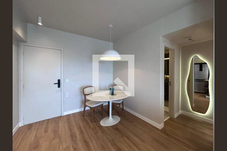 Sala de apartamento para alugar com 1 quarto, 46m² em Jardim Santo Amaro, São Paulo