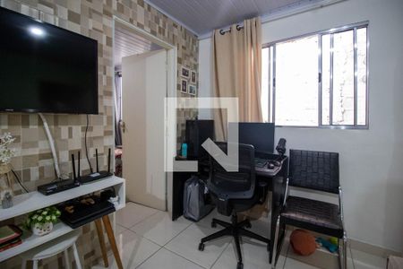 Sala/Cozinha de casa para alugar com 2 quartos, 40m² em Parque Regina, São Paulo