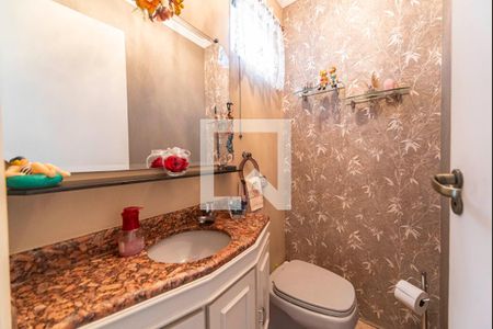 Lavabo de casa à venda com 3 quartos, 181m² em Vila Scarpelli , Santo André