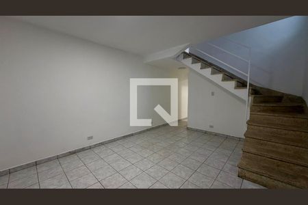 Casa para alugar com 2 quartos, 170m² em Jardim Arpoador, São Paulo