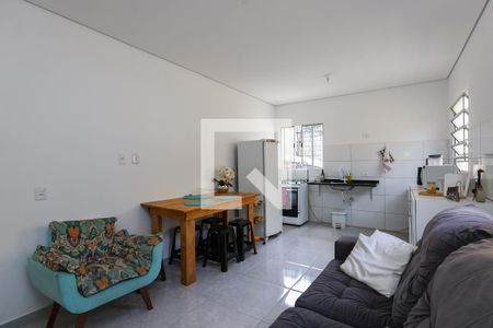 Sala de casa para alugar com 1 quarto, 30m² em Parque Arariba, São Paulo