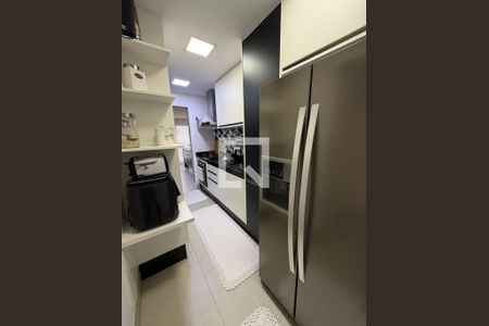 Cozinha de apartamento à venda com 3 quartos, 120m² em Santa Teresinha, São Paulo