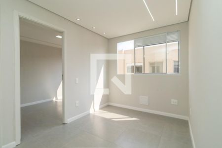 Sala de apartamento para alugar com 2 quartos, 32m² em Quinta da Paineira, São Paulo