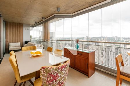 Varanda de apartamento para alugar com 3 quartos, 167m² em Jardim das Acacias, São Paulo