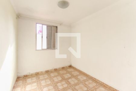Quarto 2 de apartamento para alugar com 2 quartos, 54m² em Conjunto Residencial Prestes Maia, São Paulo