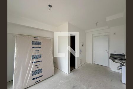 Quarto de kitnet/studio à venda com 0 quarto, 23m² em Santo Amaro, São Paulo